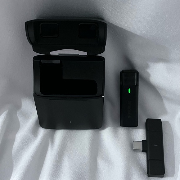 Wireless microphone by ZEAPAPI 2.4G - Picture 3 of 7